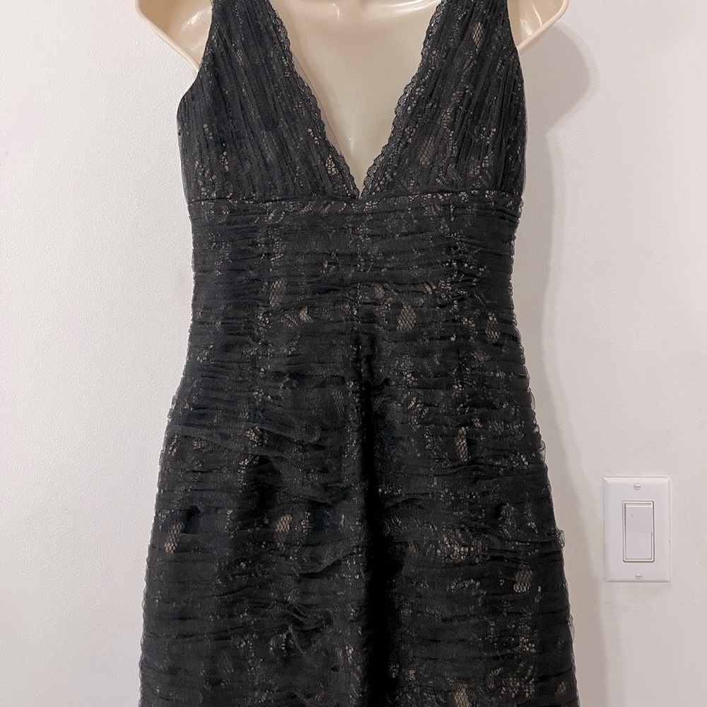 Monique Lhuillier Lusting Over You Black Gown $598 - Picture 11 of 16